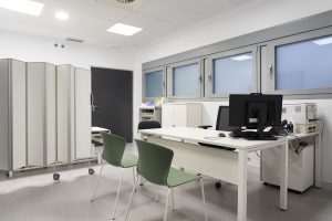 Humanizar los espacios sanitarios: diseño y equipamiento que cuidan a las personas