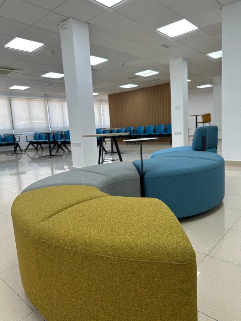 sala de espera del Hospital de Día – Hospital Don Benito–Villanueva