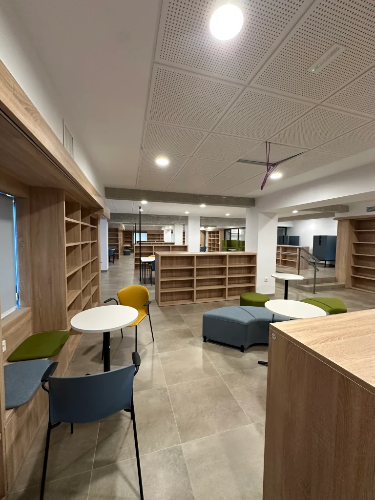 Biblioteca, ludoteca y salas de formación del Ayuntamiento de Miajadas